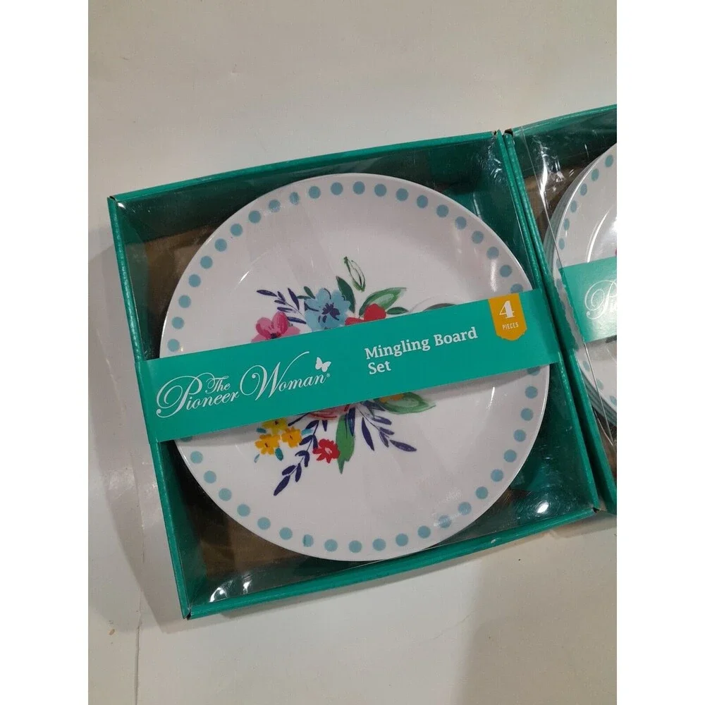 NEW THE PIONEER WOMAN MINGLING BOARD 2 SETS OF 4 PIECES FLORAL